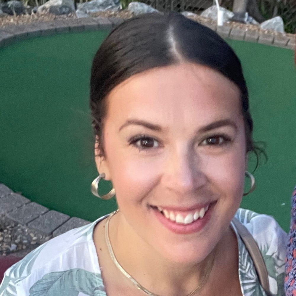 Meet your Posher, Kayla